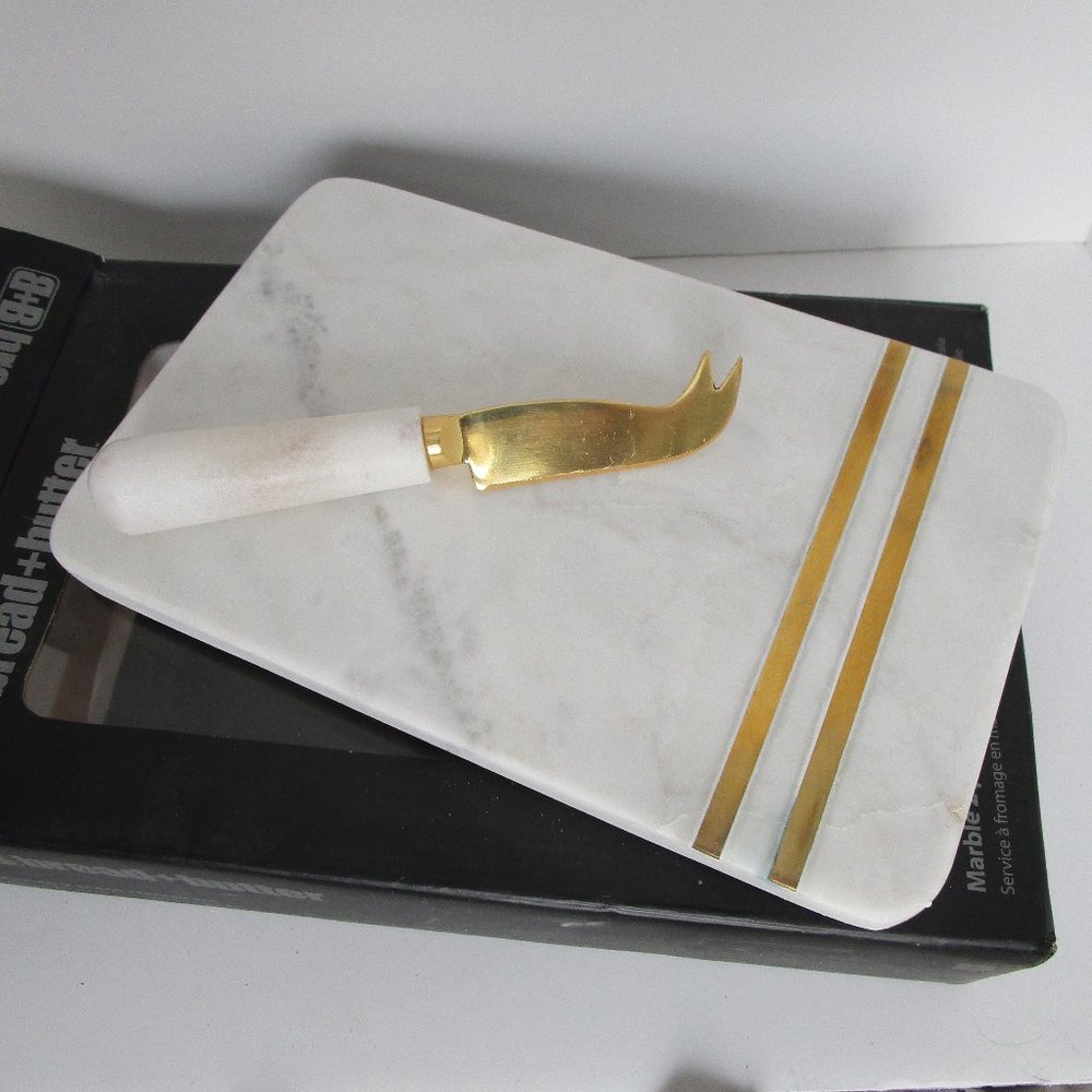 NIB marble cheese board with knife